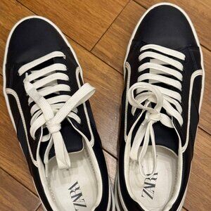 (Mint) Zara Sneakers (Blue, Leatherette, Size 9)